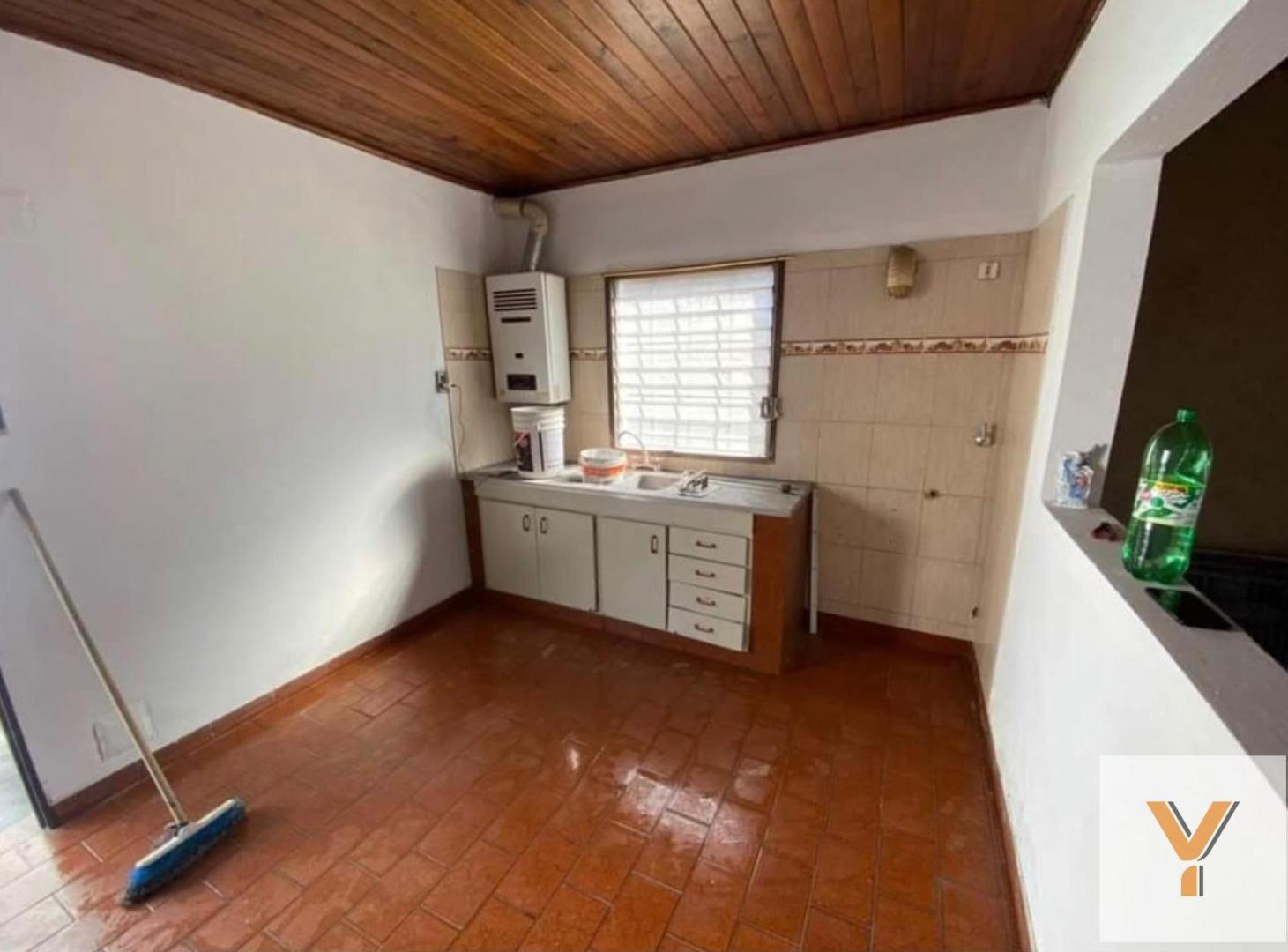 Foto de Casa en Alquiler - 2 Dormitorios 1 Baño - 75mts - La Plata, imagen 3