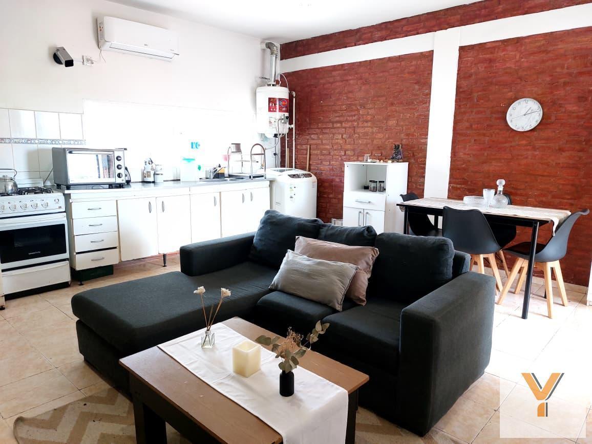 Foto de PH en venta - 1 Dormitorio 1 Baño - La Plata, imagen 3