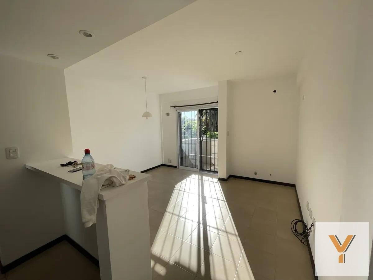 Foto de Departamento en Venta - 1 Dormitorio 1 Baño - 48mts - La Plata, imagen 3