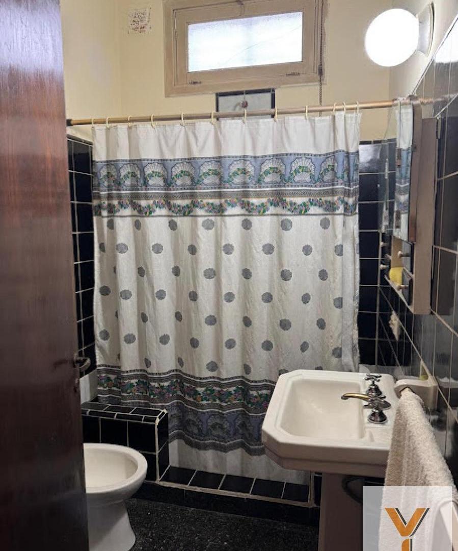 Foto de Casa en Venta - 2 Dormitorios 1 Baño - 335mts - Mar Del Plata, imagen 3