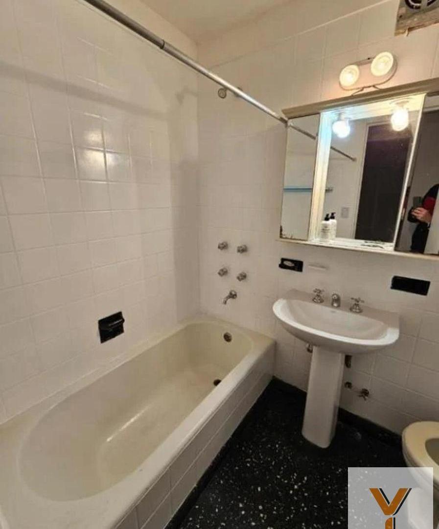 Foto de Departamento en Alquiler - 3 Dormitorios 2 Baños - 87mts - Palermo, imagen 3