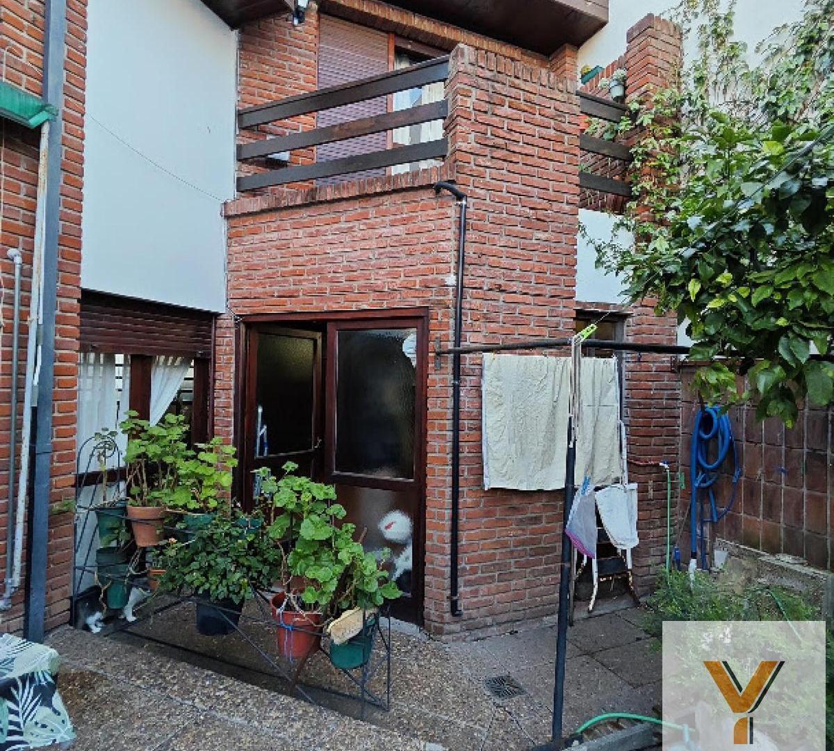Foto de Casa en Venta - 3 Dormitorios 2 Baños - 202mts - Mar Del Plata, imagen 3