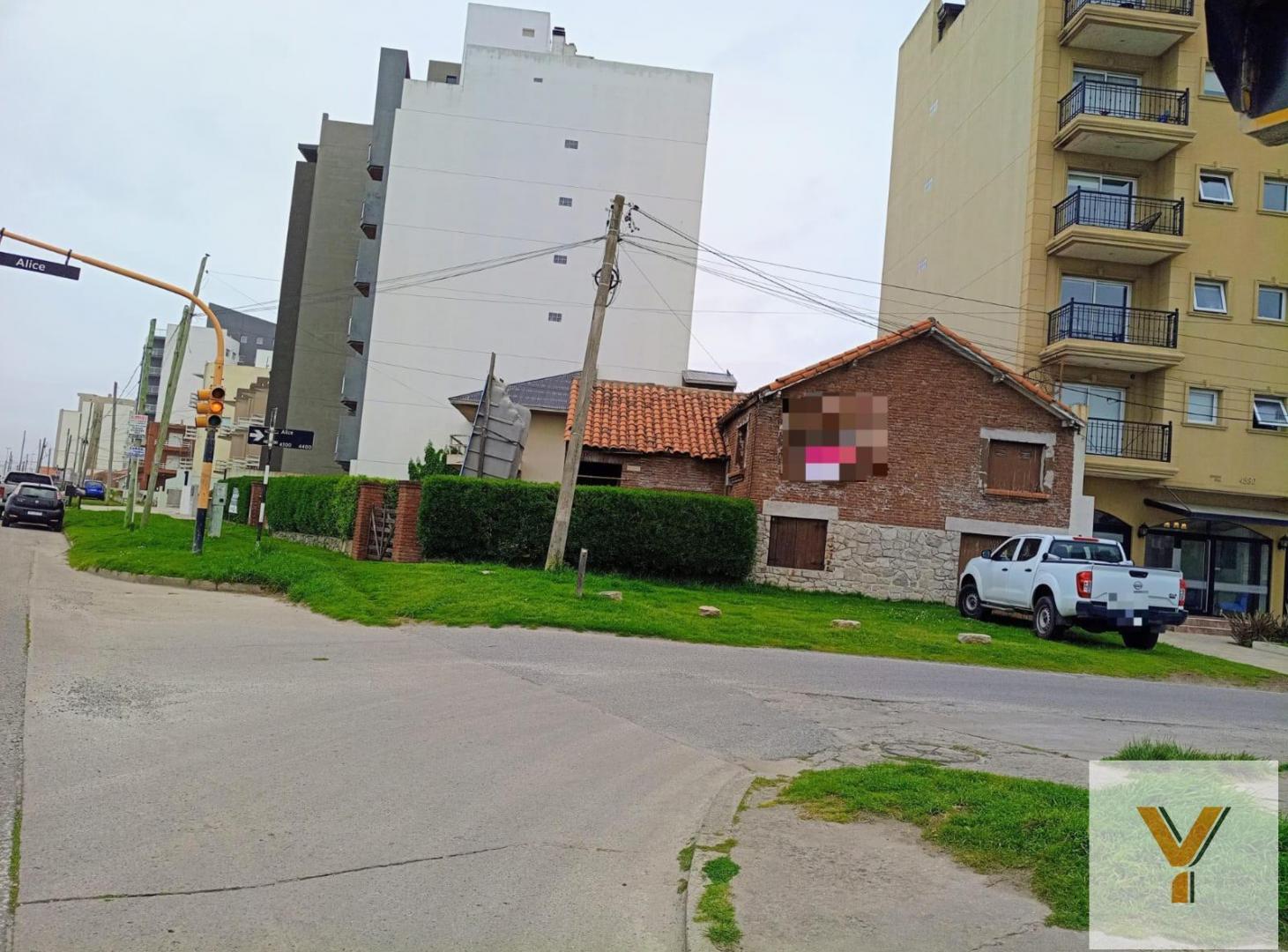 Foto de Terreno en Venta - - 218mts - Mar Del Plata, imagen 1