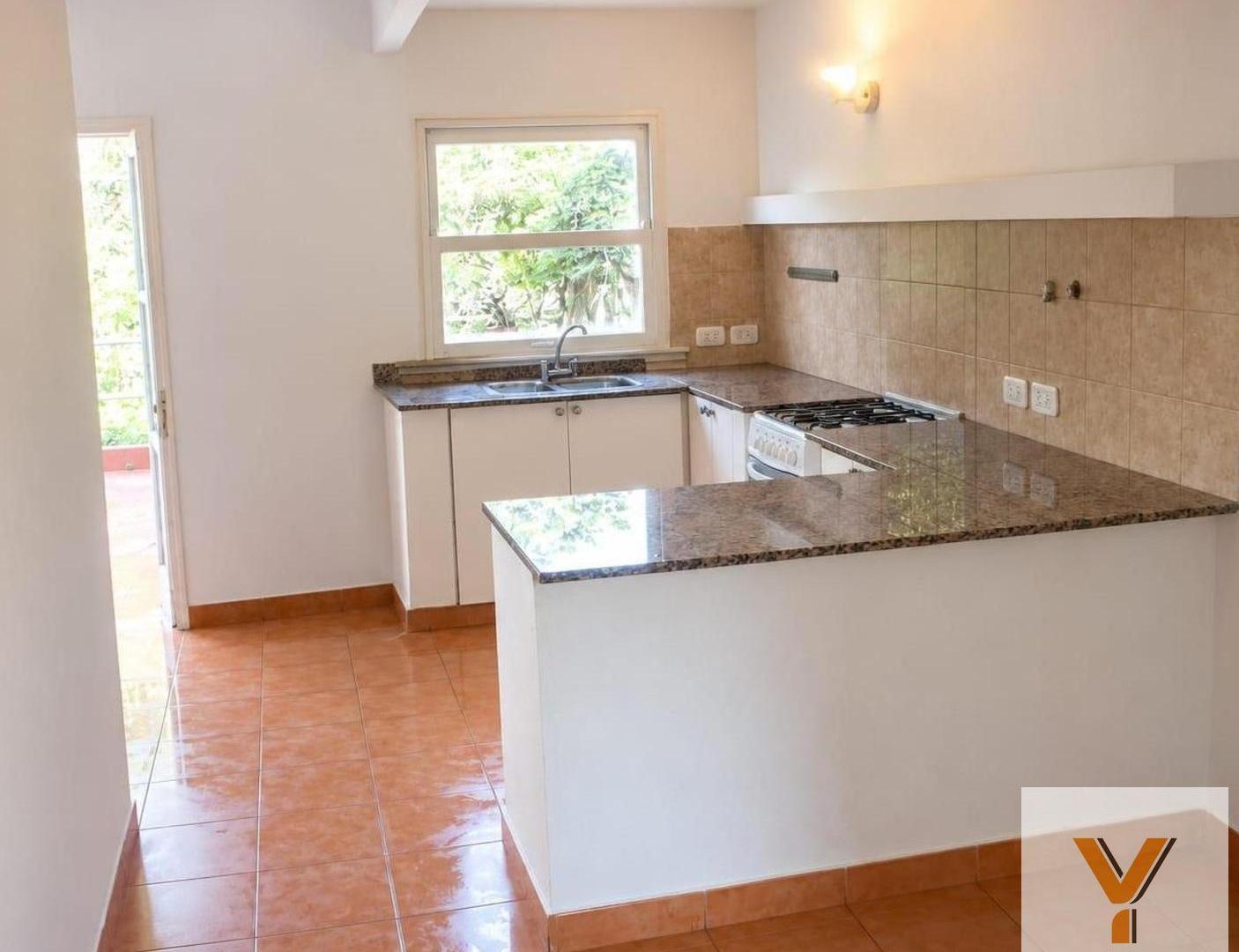 Foto de Casa en Alquiler - 3 Dormitorios 1 Baño - 65mts - Vicente López, imagen 2