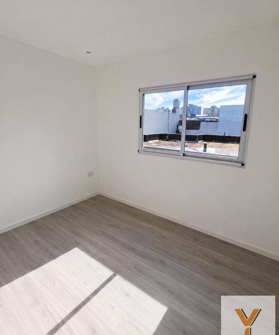 Foto de PH en Venta - 3 Dormitorios 1 Baño - 70mts - Mar Del Plata, imagen 4