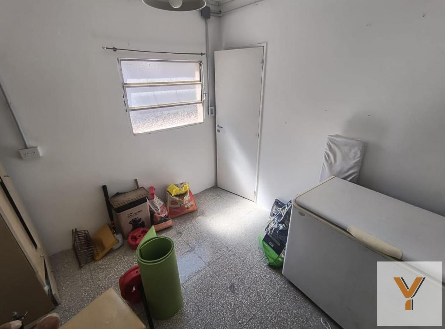 Foto de Casa en venta - 4 Dormitorios 1 Baño - Local - Etcheverry, imagen 4