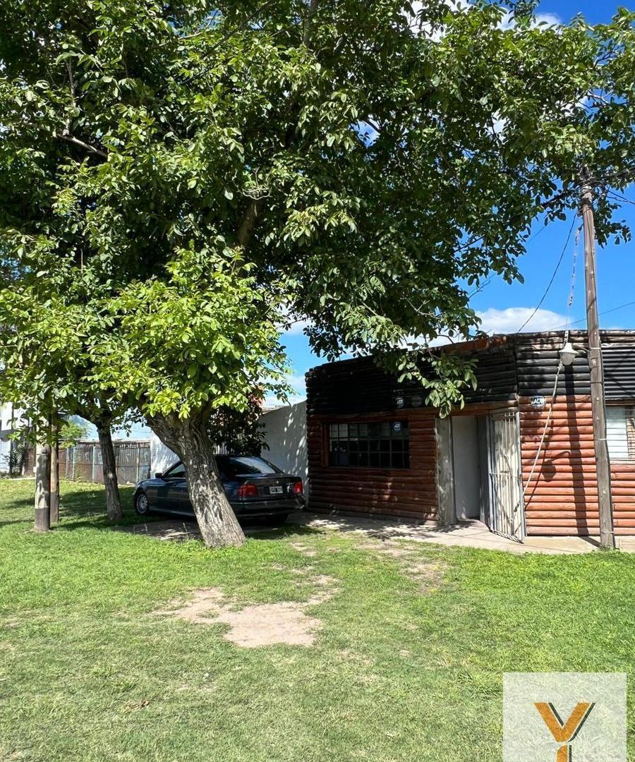 Foto de Casa en venta - 4 Dormitorios 1 Baño - Local - Etcheverry, imagen 3