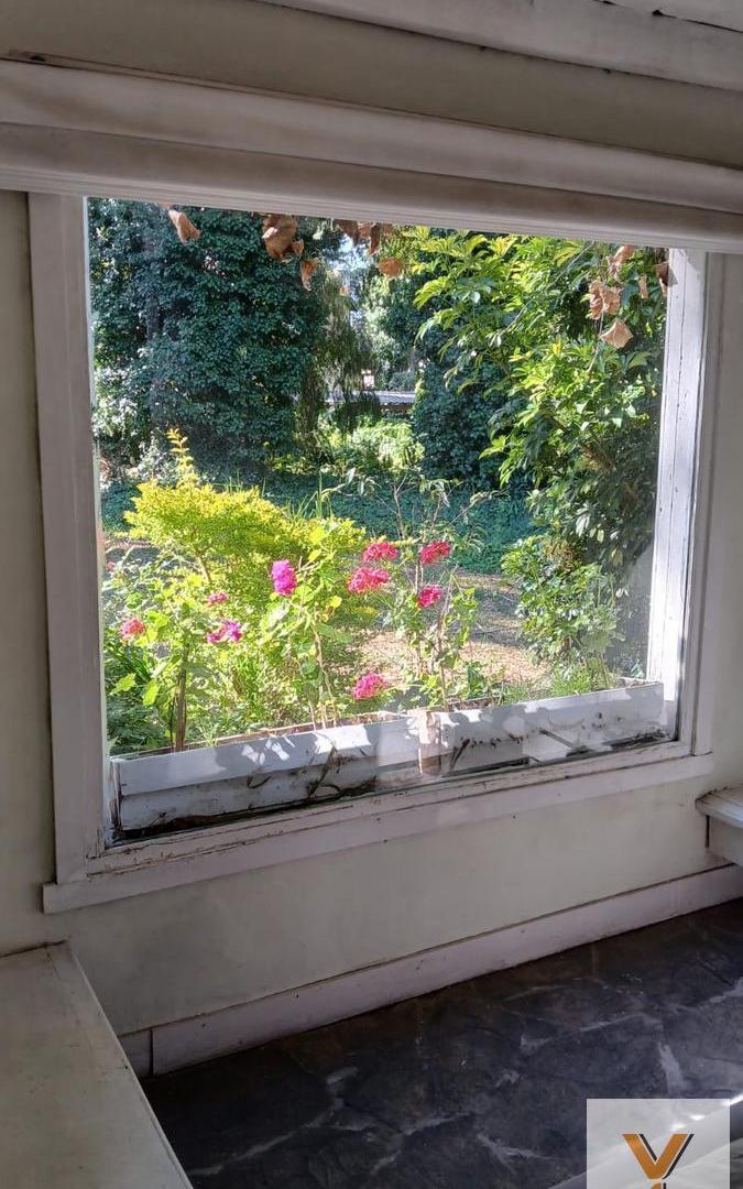 Foto de Casa en Venta - 3 Dormitorios 2 Baños - 382mts - Mar Del Plata, imagen 2