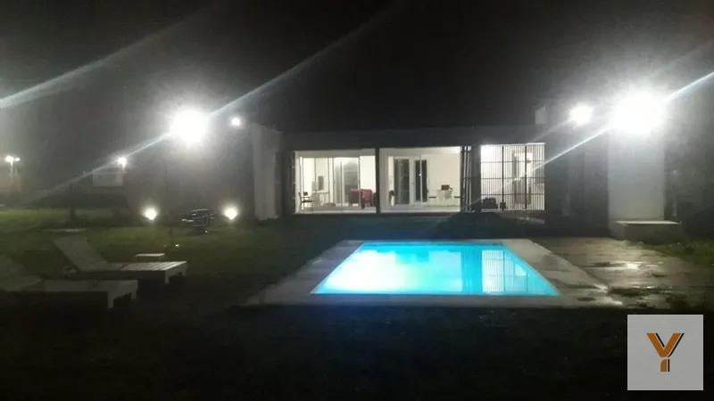 Foto de Casa en Venta - 2 Dormitorios 2 Baños - 120mts - La Plata, imagen 1