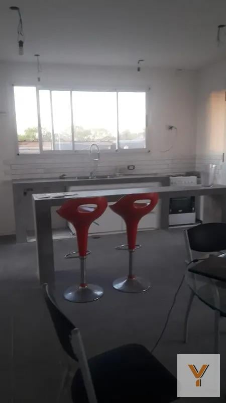 Foto de Casa en Venta - 2 Dormitorios 2 Baños - 120mts - La Plata, imagen 5