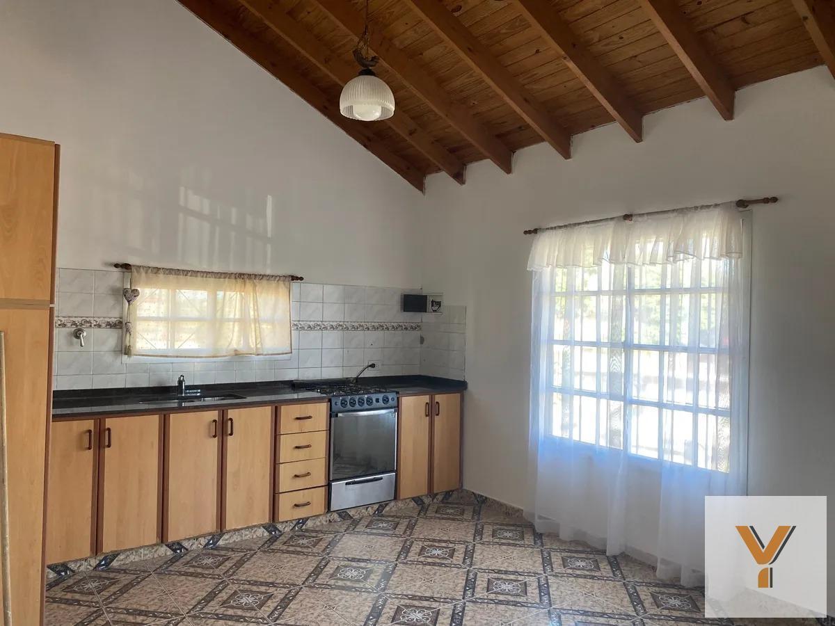 Foto de PH en venta - 2 Dormitorios 1 Baño - 138mts2 - Lanús, imagen 5