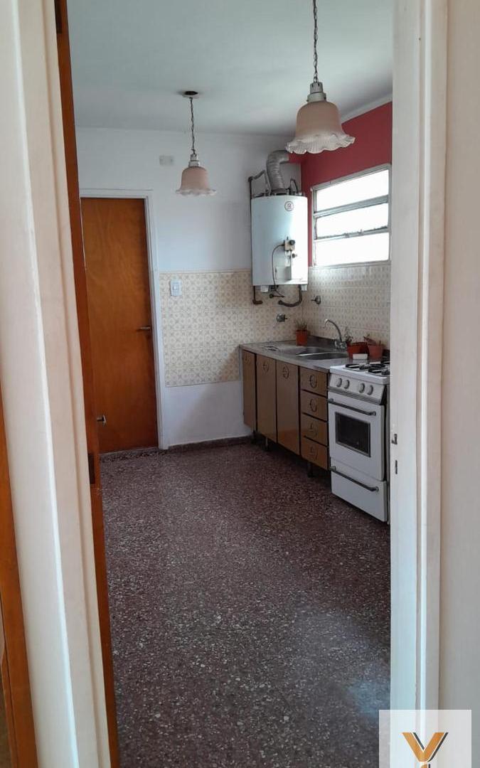 Foto de Departamento en Alquiler - 2 Dormitorios 1 Baño - 85mts - La Plata, imagen 3