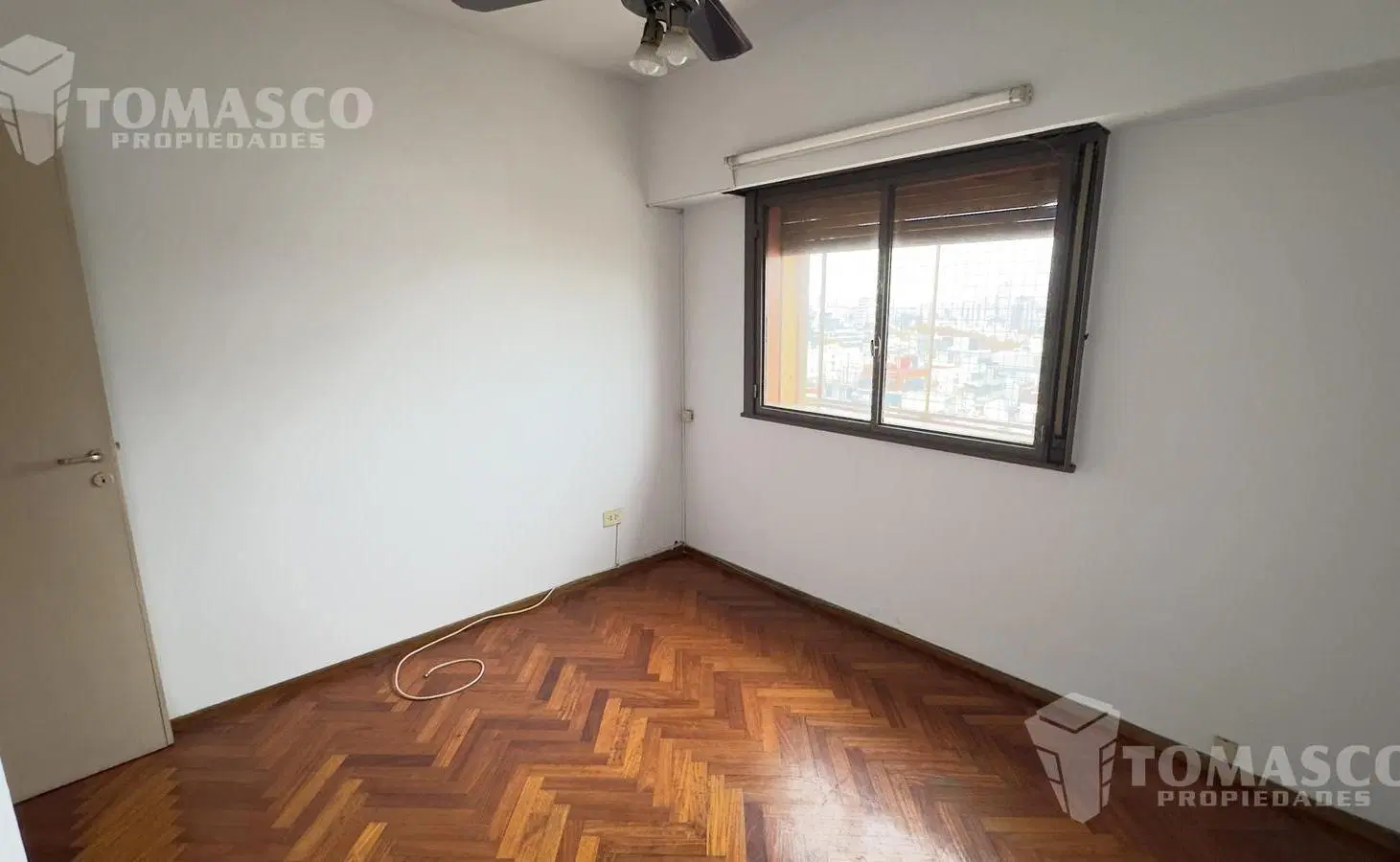 Venta Departamento de 3 ambientes luminoso / Palermo 2