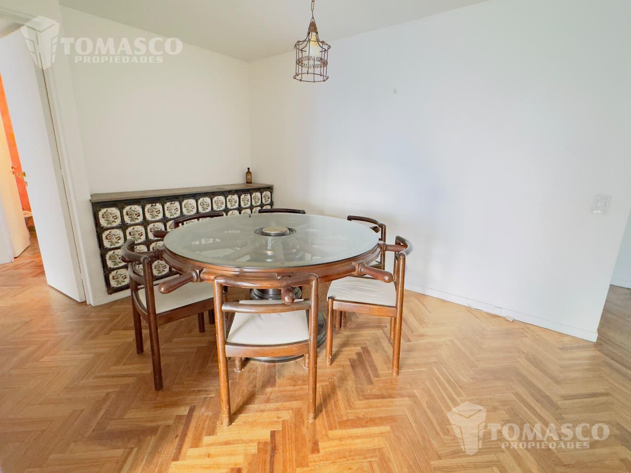 Foto de Semipiso 3 ambientes Escritorio / Dep. Serv luminoso Balcón y Baulera, imagen 3