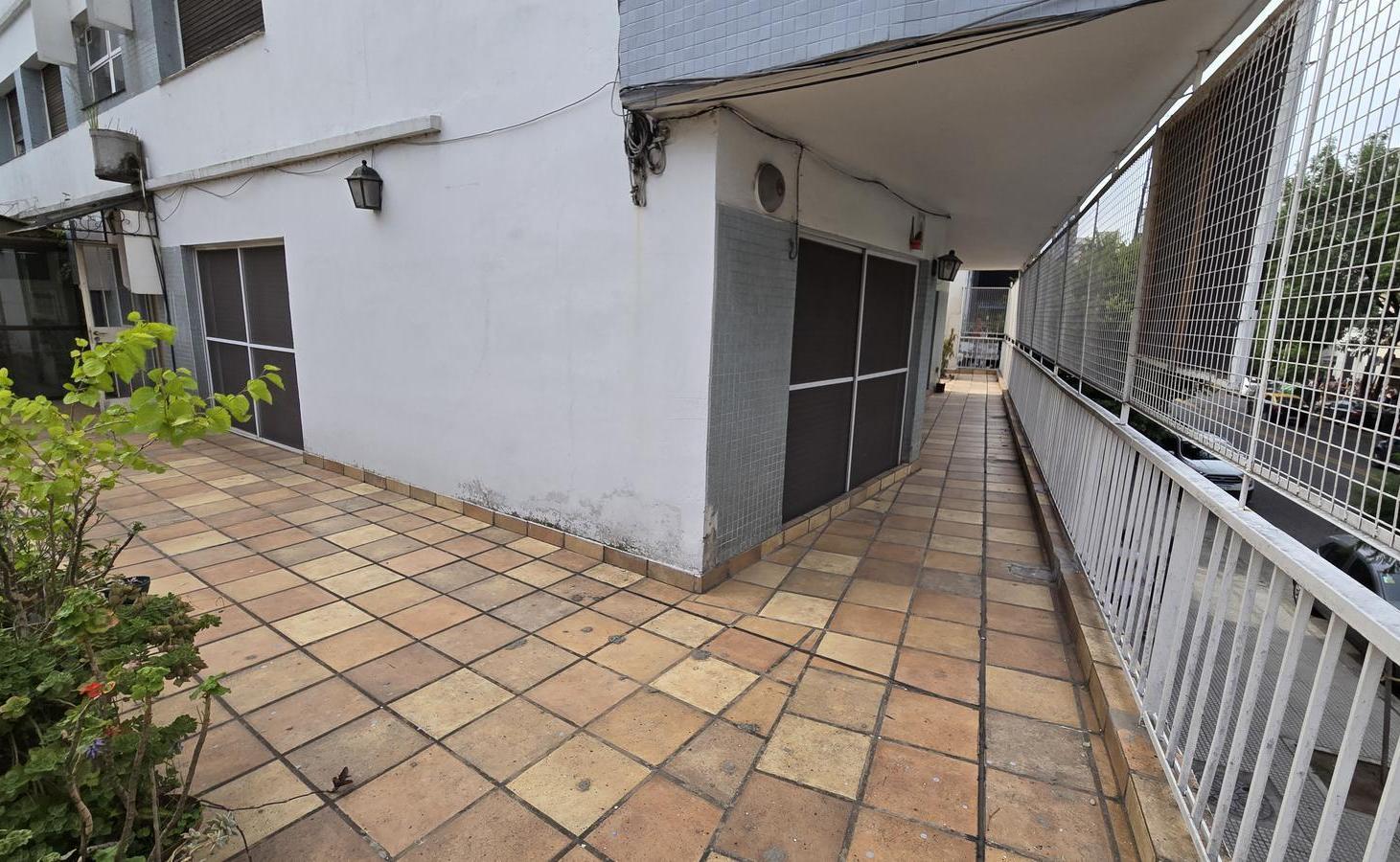 Foto de Venta 4 Ambientes c/Dependencia con Balcón Terraza - Baulera - Cochera -, imagen 4