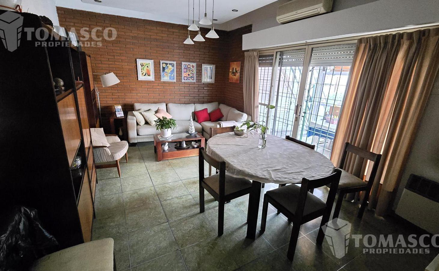 Foto de PH Venta 4 Amb Terraza Quincho (sin expensas) Boedo, imagen 1