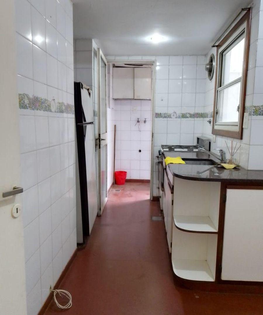 Foto de 3 AMB. - VIVIENDA. SOLO ESTUD. -APTO PROFESIONAL - Edif de CATEG, imagen 2