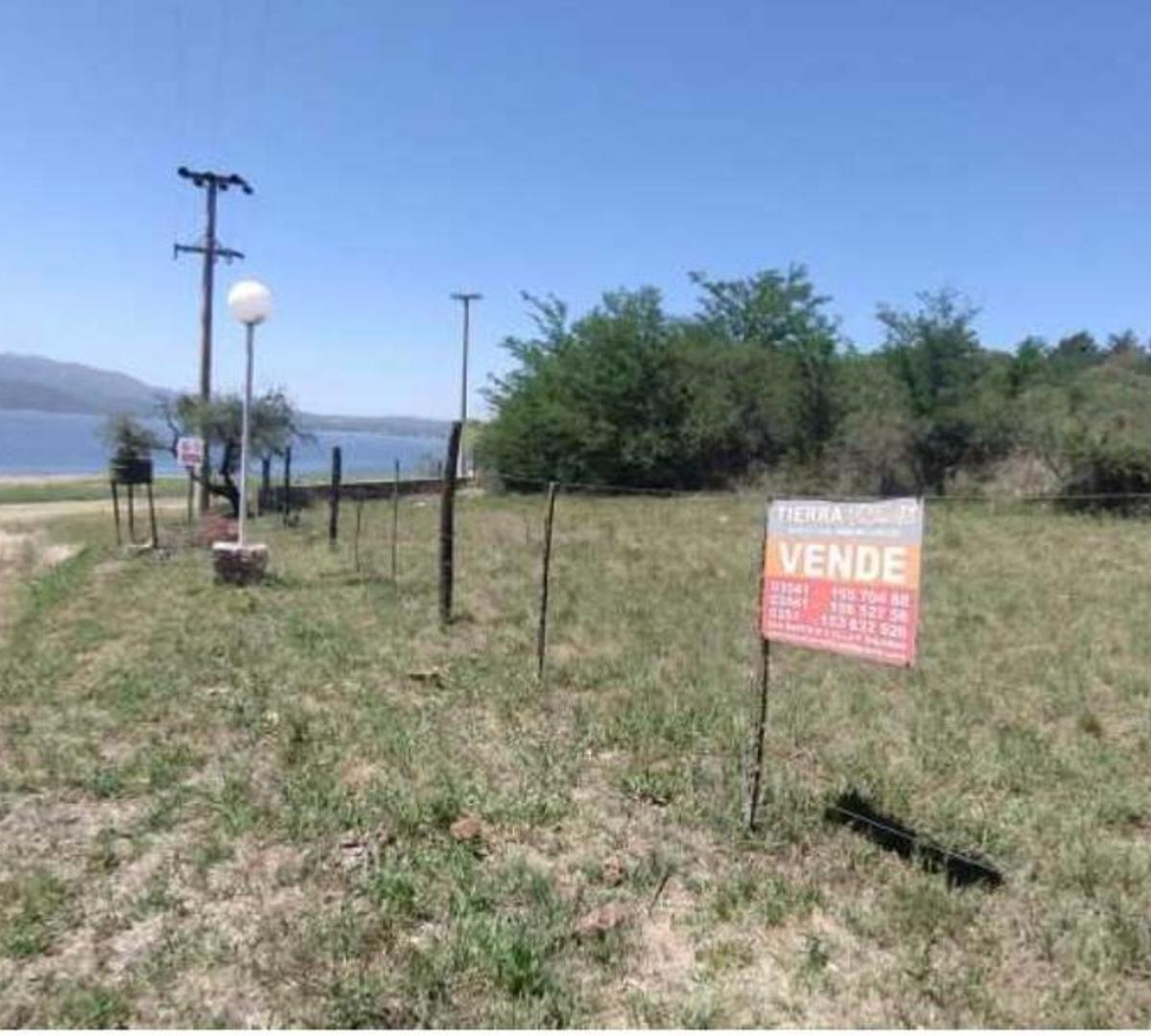 Terreno Frente Al Lago de 33x40 Totales1300 m² 3