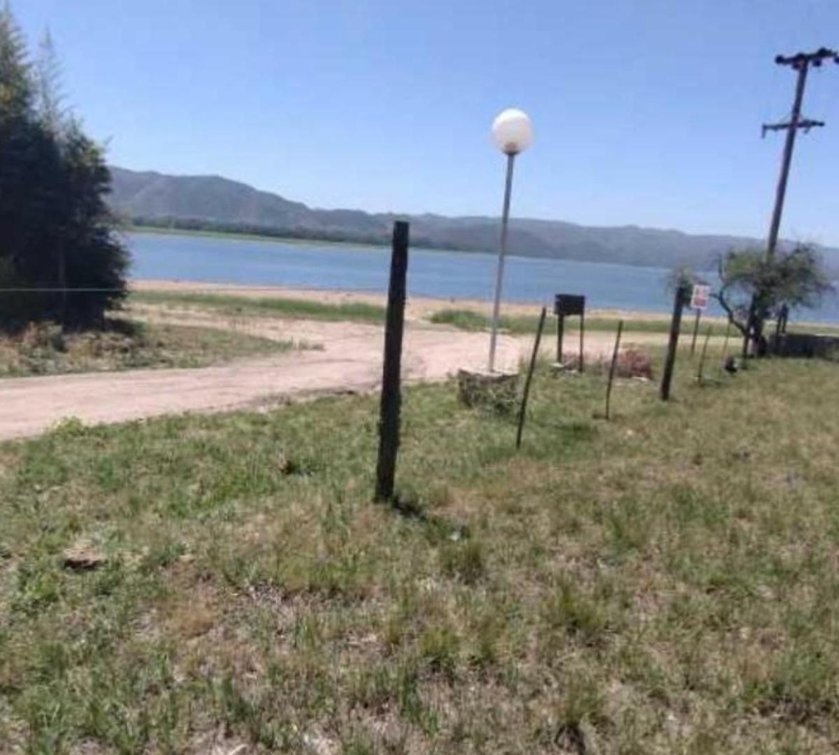 Terreno Frente Al Lago de 33x40 Totales1300 m² 4