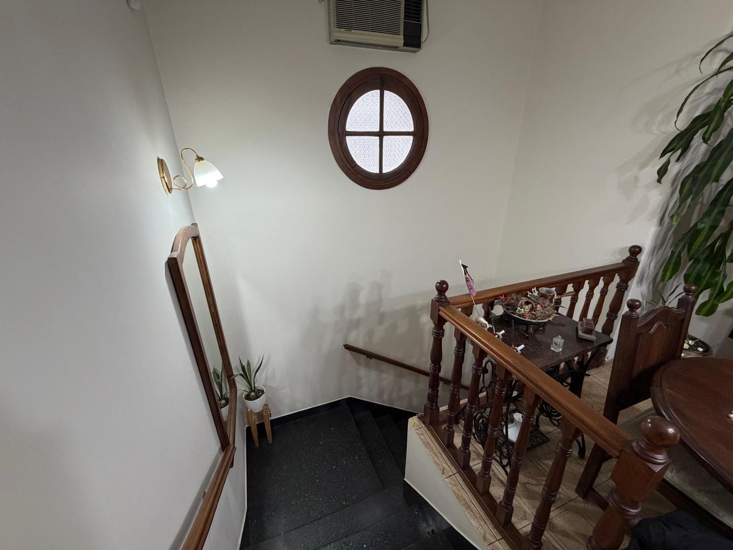 Foto de Piso unico, con patio, terraza, cochera/local, imagen 2