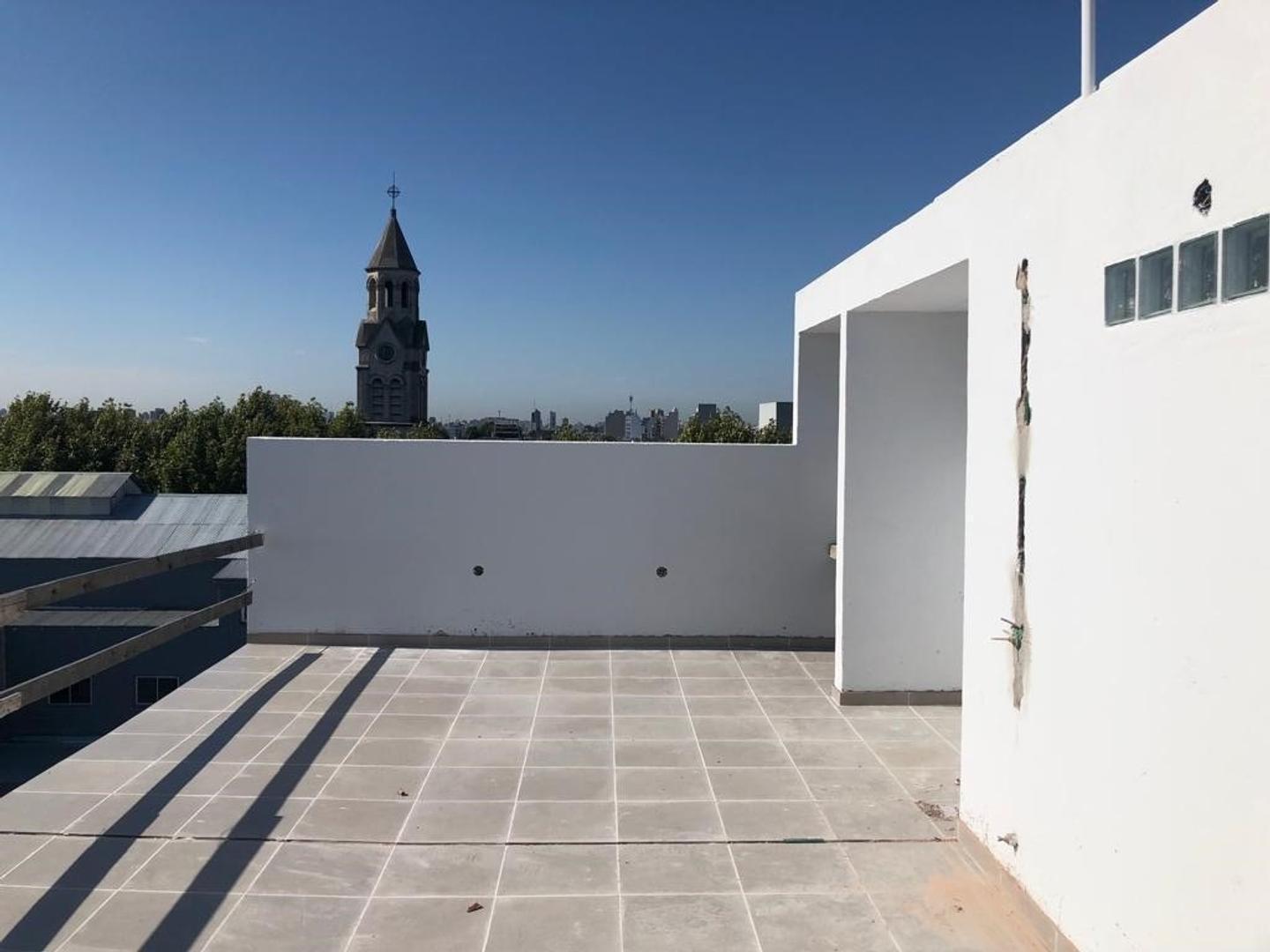 Foto de Con terraza propia, Único !! 2 amb 90m2, haga su OFERTA, imagen 1