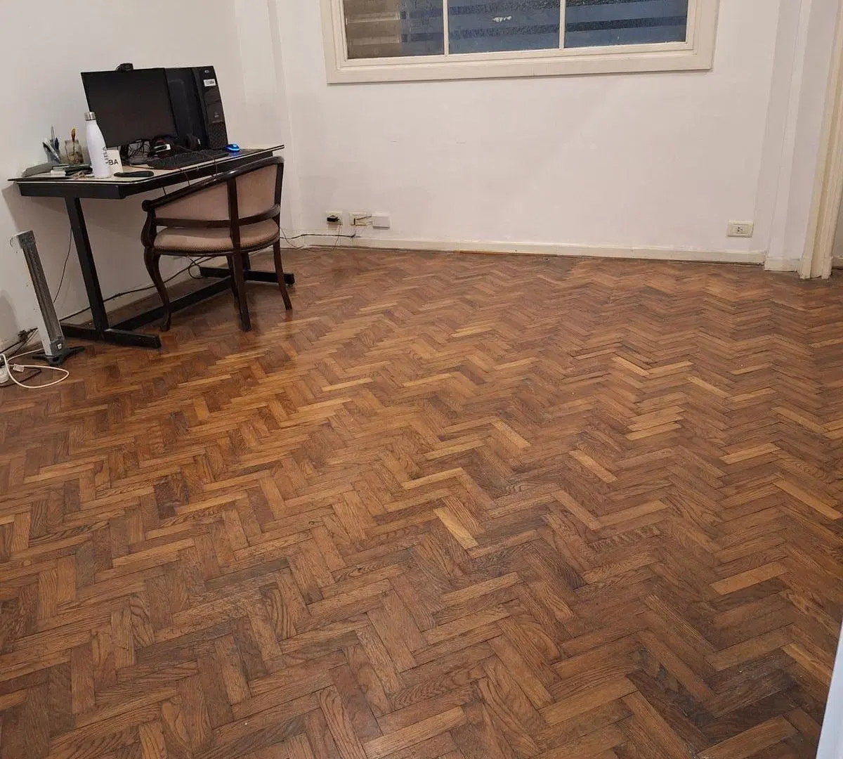 Venta Excelente departamento de tres ambientes en Rodriguez Peña y Corrientes 2