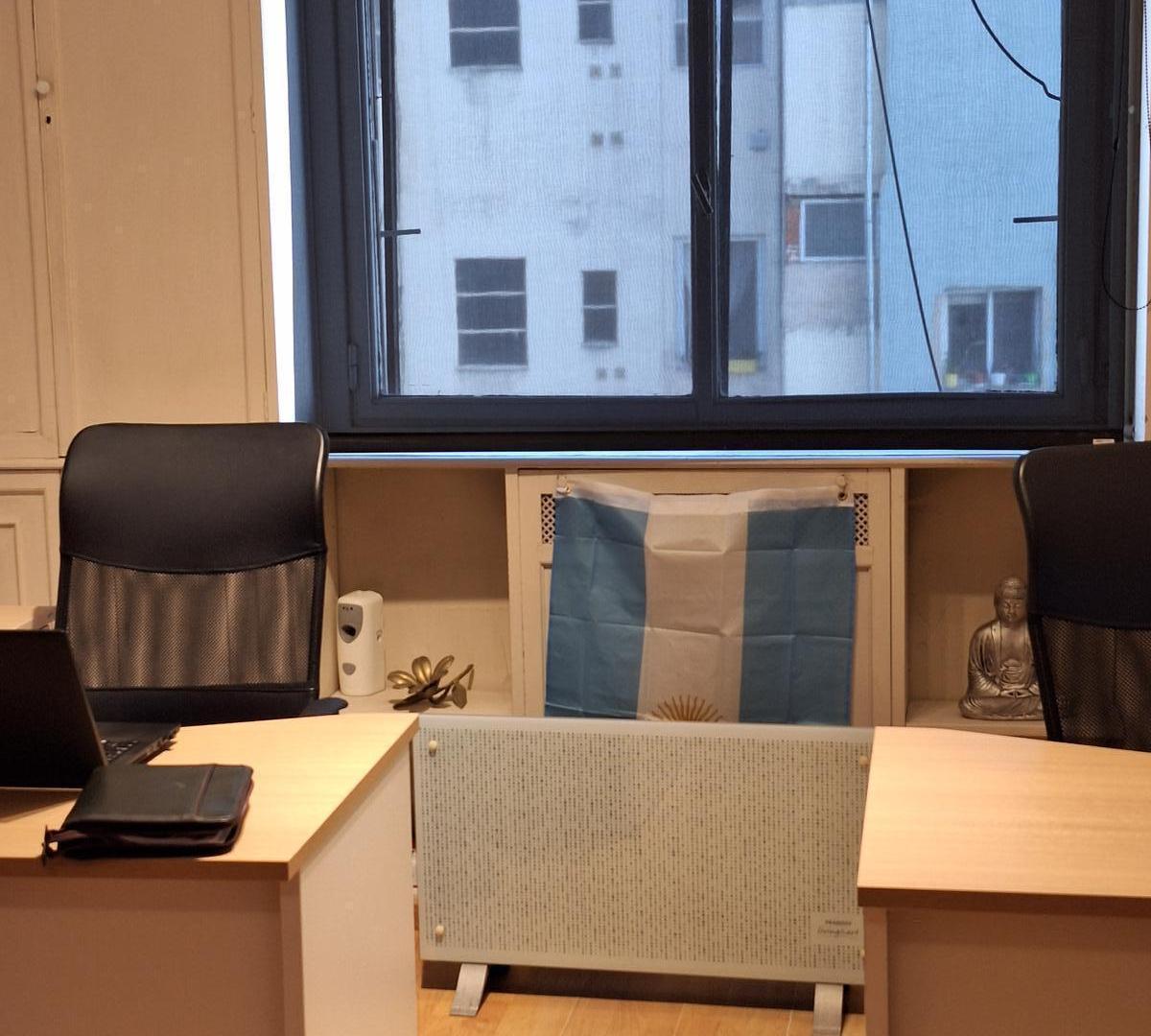 Foto de Excelente oficina o vivienda en Tribunales, imagen 3