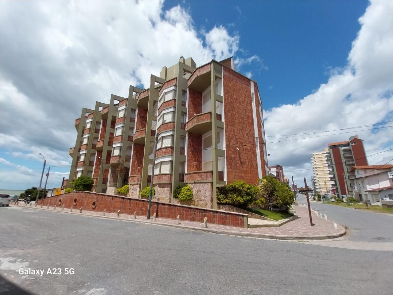 Edificio de 3600 m² en venta en Zona Centro
