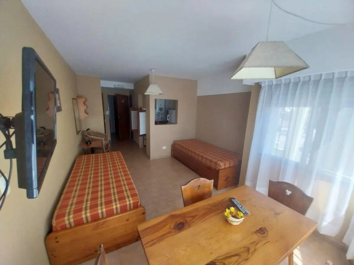 En venta departamentos 1 ambiente frente al mar en Zona Centro, Villa Gesell 5