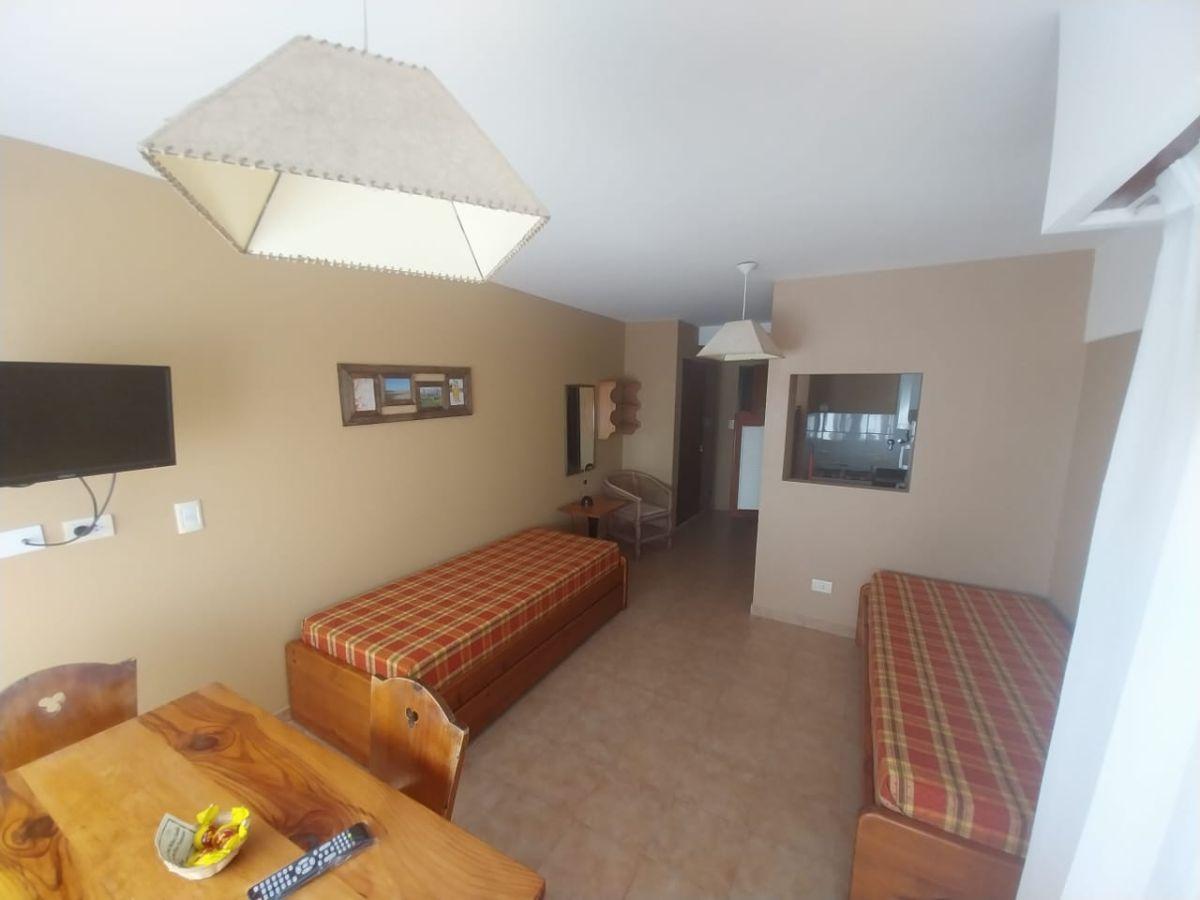 Foto de En venta departamentos 1 ambiente frente al mar en Zona Centro, Villa, imagen 2