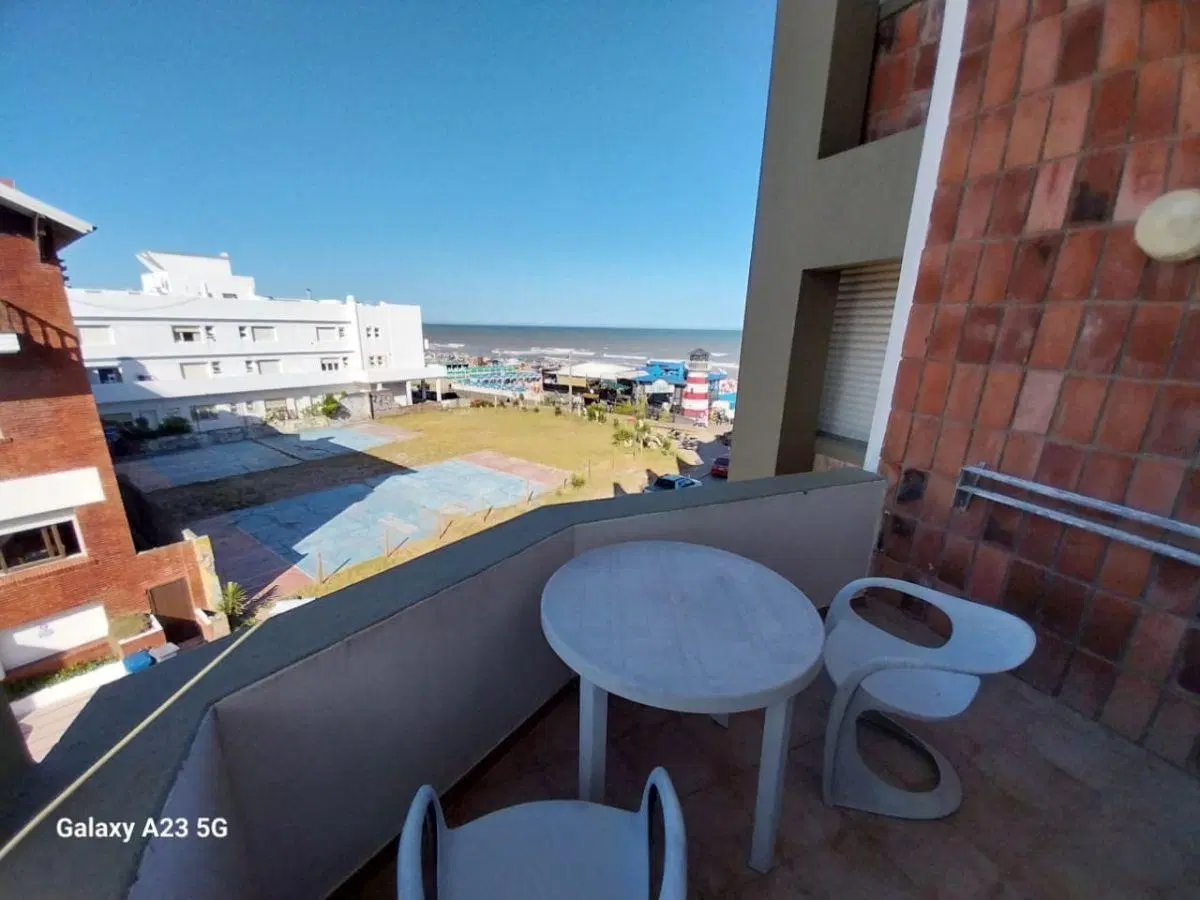 En venta departamentos de 2 ambientes frente al mar en Zona Centro, Villa Gesell 4