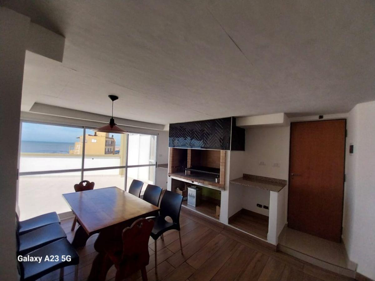 En venta departamentos de 3 ambientes frente al mar en Zona Centro, Villa Gesell