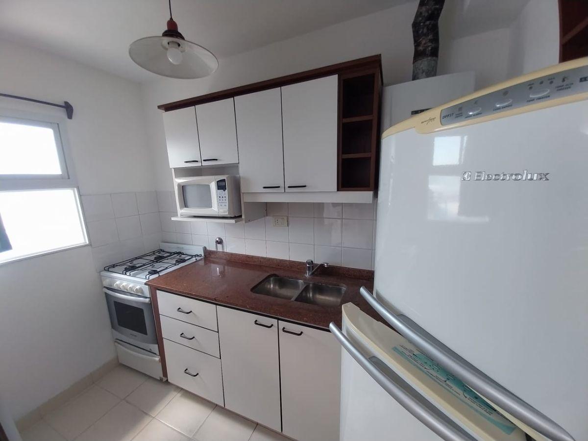 Foto de En venta departamentos de 3 ambientes frente al mar en Zona Centro, imagen 2