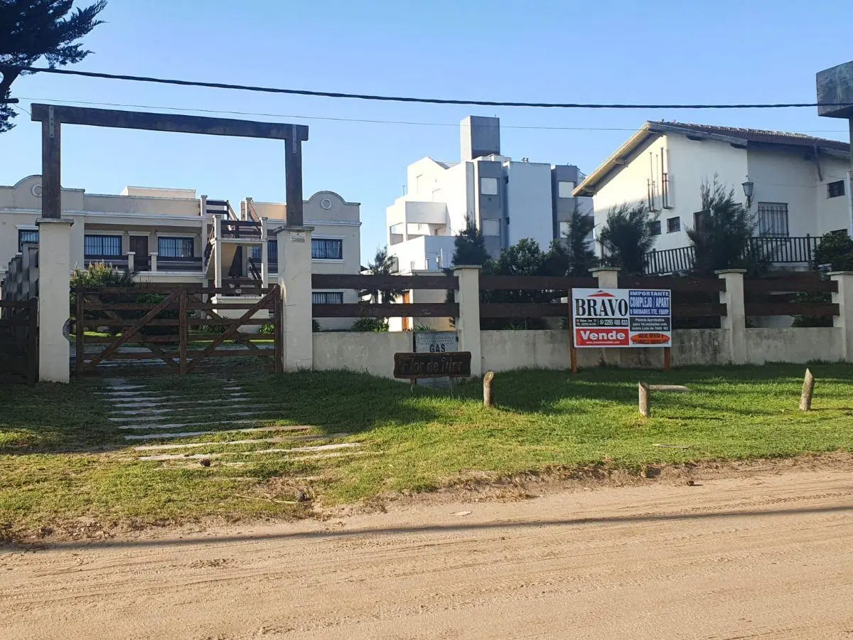 Complejo Apart en venta, Villa Gesell 1