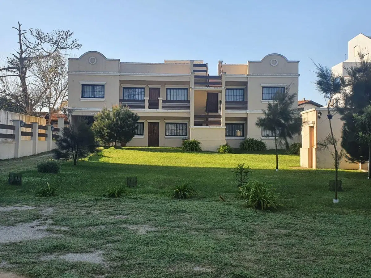 Complejo Apart en venta, Villa Gesell 3