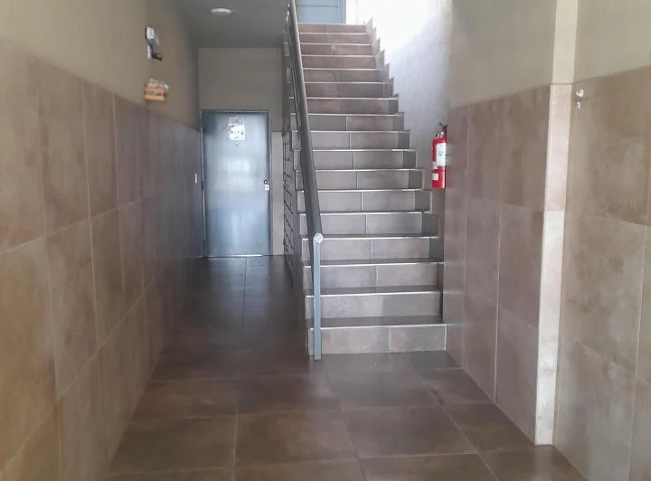 ALQUILER: DPTO. UN SOLO AMBIENTE AMPLIO. SAN JUSTO 1