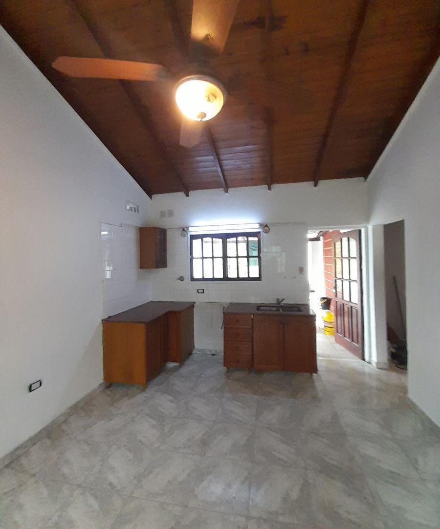 Foto de ALQUILER: PH EN PLANTA ALTA. ITUZAINGO NORTE, imagen 1