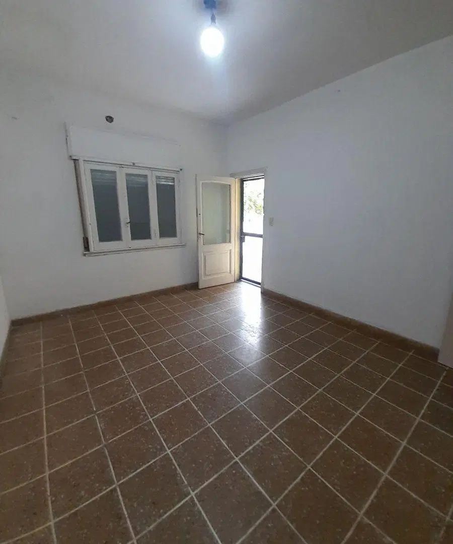 VENTA: CASA MULTIFAMILIAR. ITUZAINGO NORTE. 2