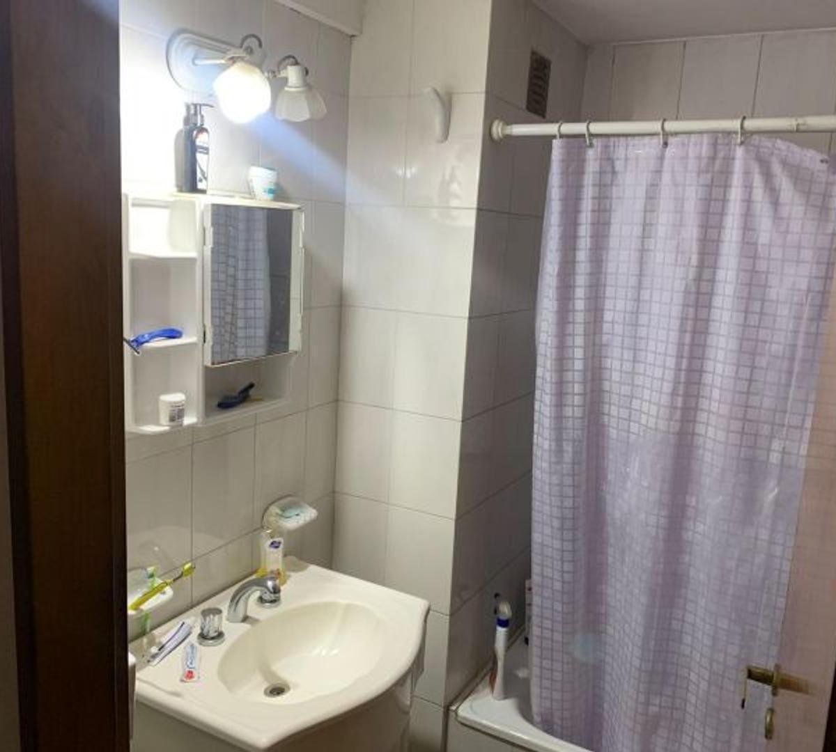 DEPARTAMENTO 2 AMBIENTES MORON NORTE *APTO CREDITO*