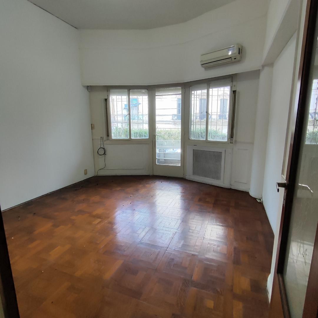 Casa/oficina/deposito Sobre Av Caseros Lote Propio 5