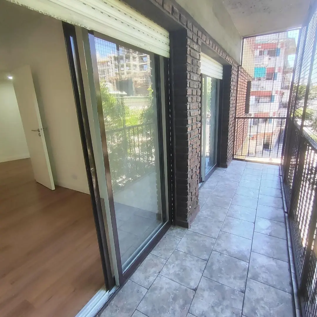 Hermoso 4 amb con muy luminoso y ventilado, reciclado a nvo 4