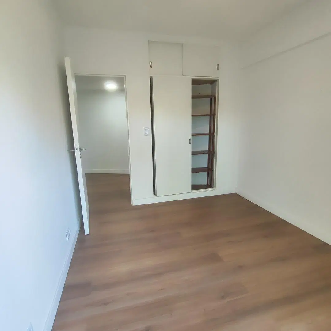 Hermoso 4 amb con muy luminoso y ventilado, reciclado a nvo 5