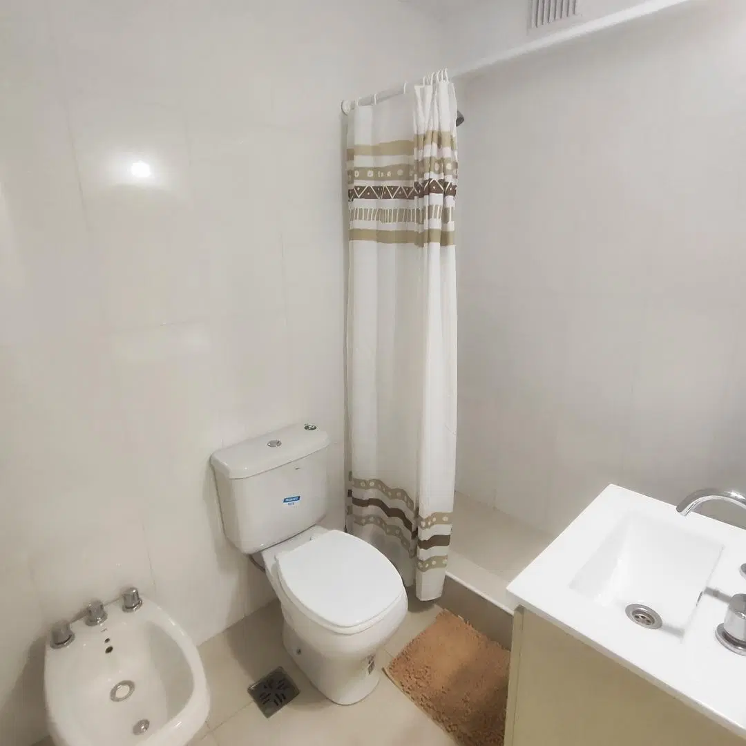 Hermoso 4 amb con muy luminoso y ventilado, reciclado a nvo 3