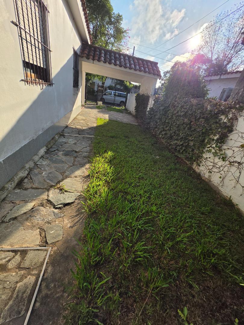 Foto de “Casa 4 amb sobre lote propio con cochera y gran fondo, imagen 3