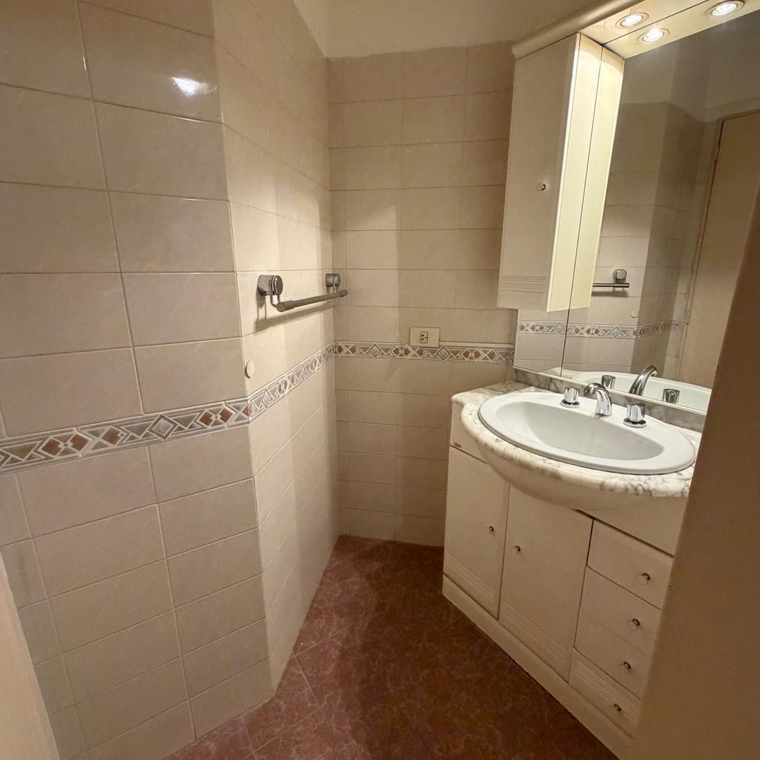 Foto de Excelente Semipiso de 3 Ambientes con Dependencia al Frente, imagen 3