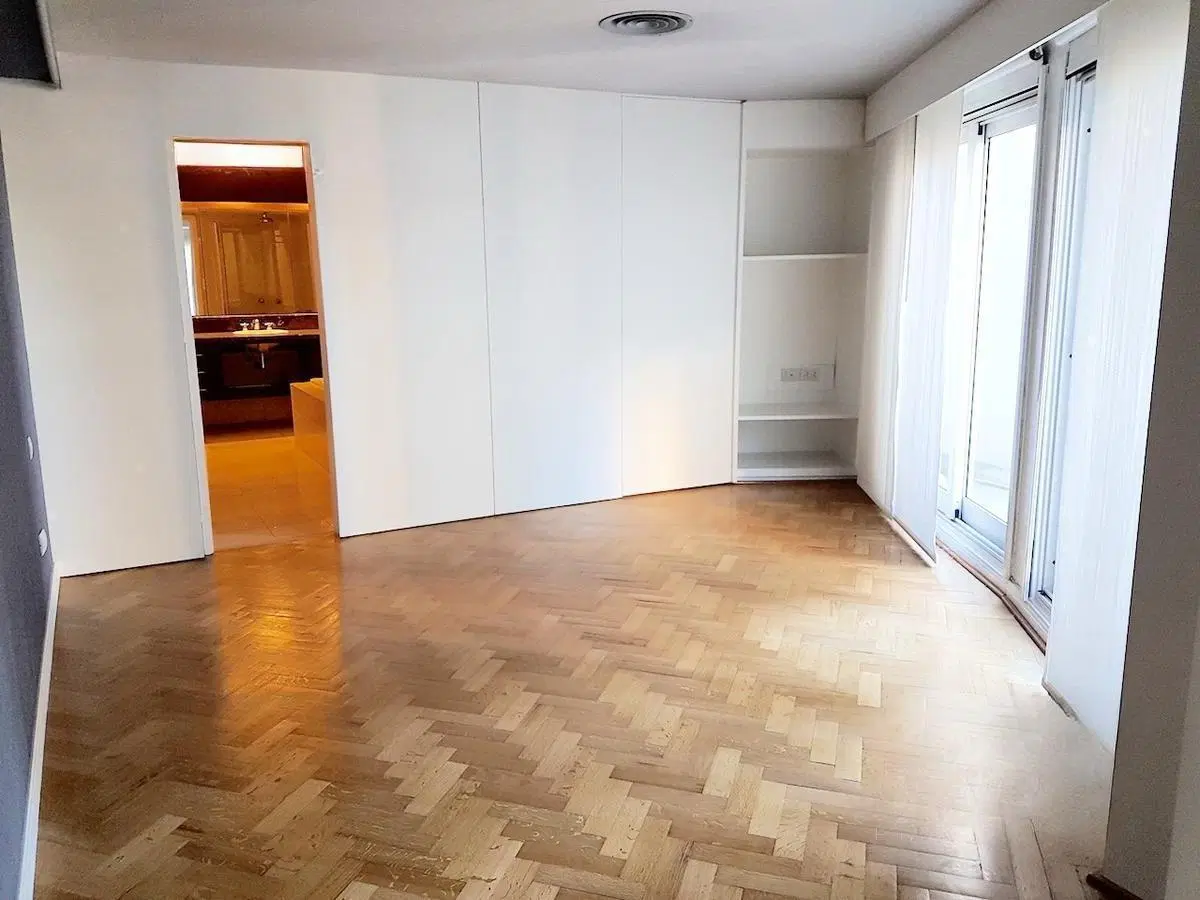 Hermoso Departamento Duplex en calle Arroyo 4