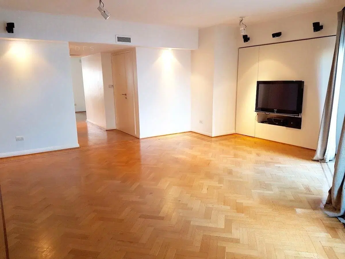 Hermoso Departamento Duplex en calle Arroyo 5