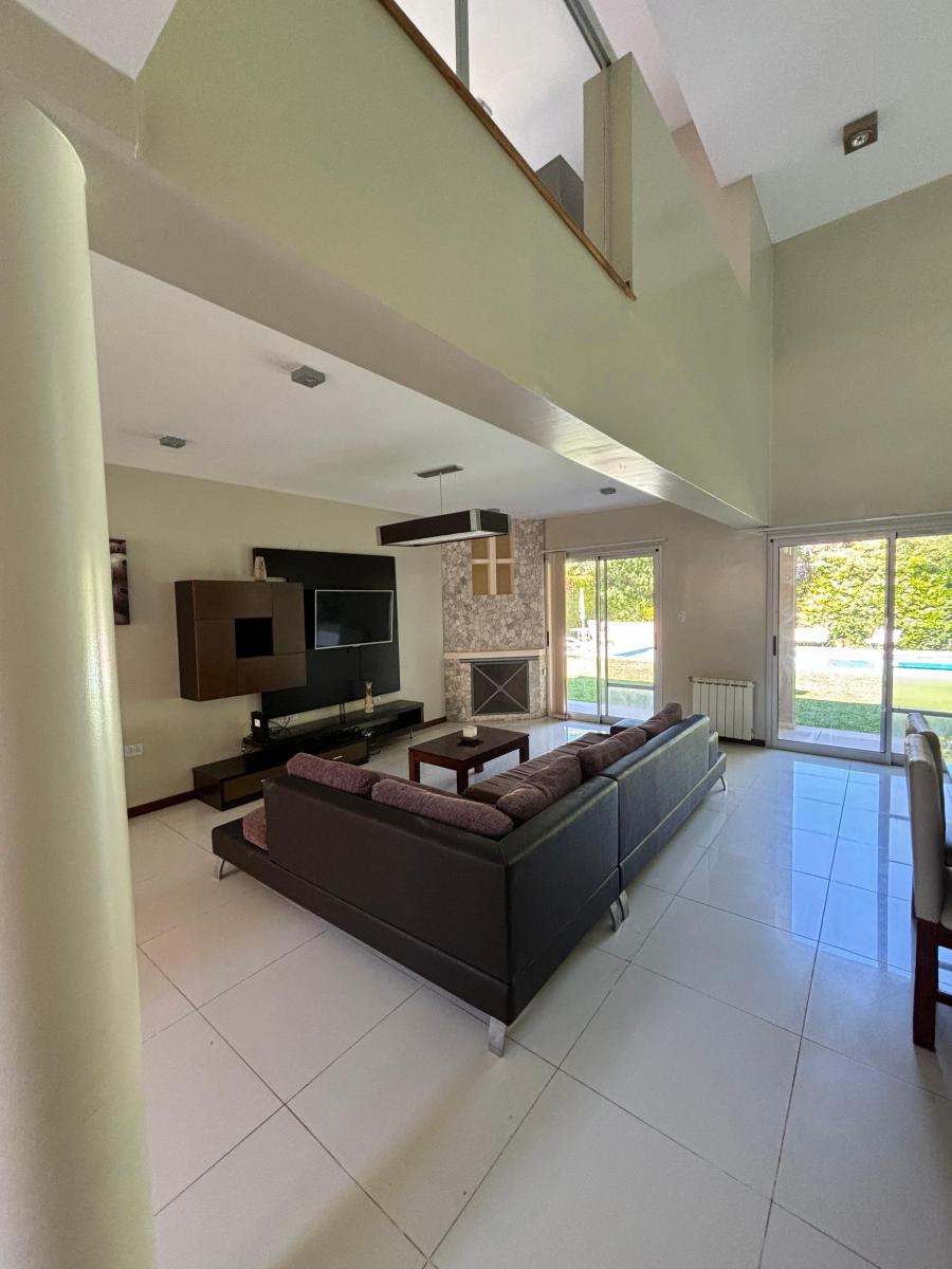 Foto de Hermosa Casa en Venta, imagen 2