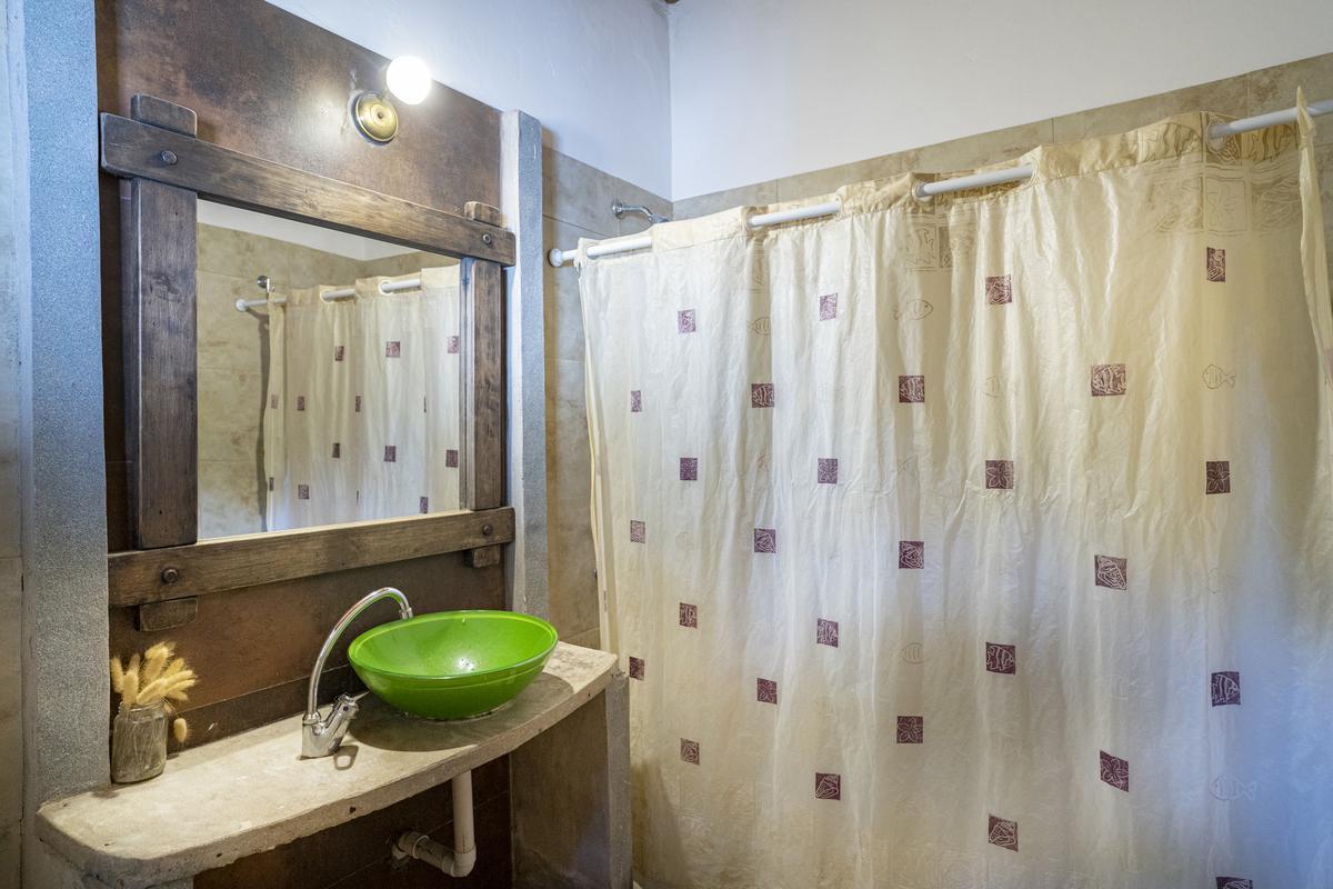 Dos Cabañas de Troncos a Pasos del Mar 1