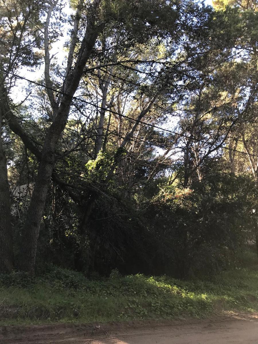 Terreno en Esquina en Mar Azul 1